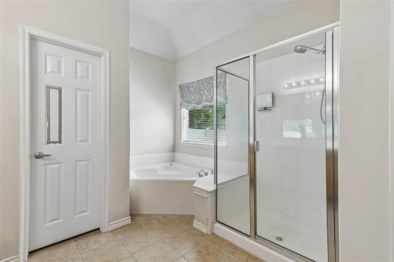1104 Bell Manor Drive, Savannah TX 76227 - Photo 20