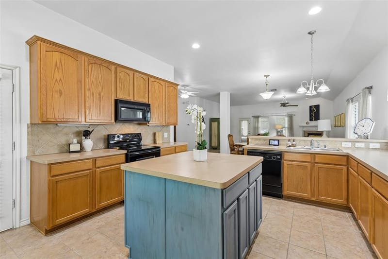 1104 Bell Manor Drive, Savannah TX 76227 - Photo 14