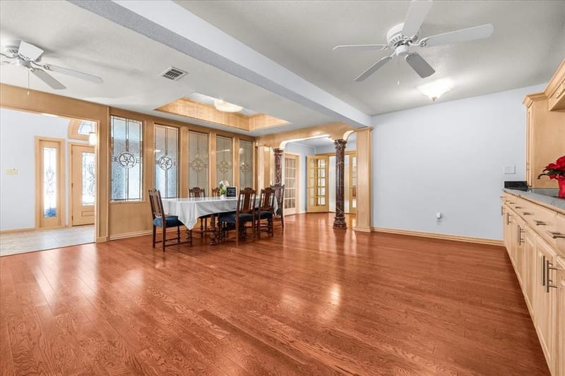 8248 Meadowbrook Drive, Fort Worth TX 76120 - Photo 10