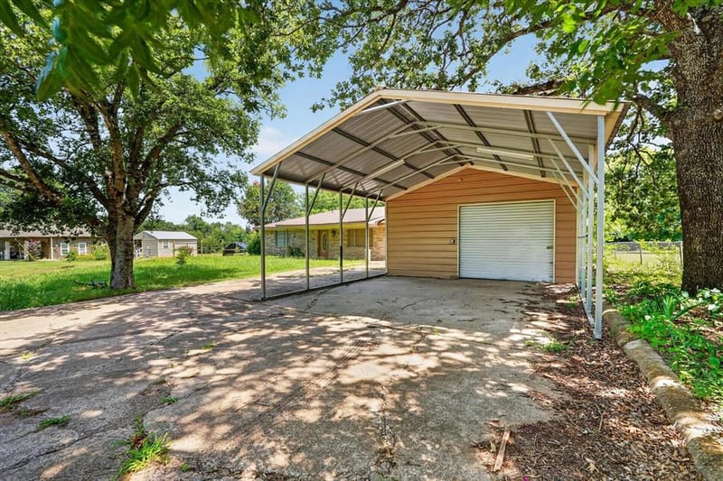 387 Avenue D, Point TX 75472 - Photo 34