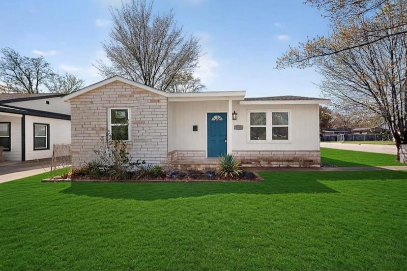 1300 E Mulkey Street, Fort Worth TX 76104 - Photo 23