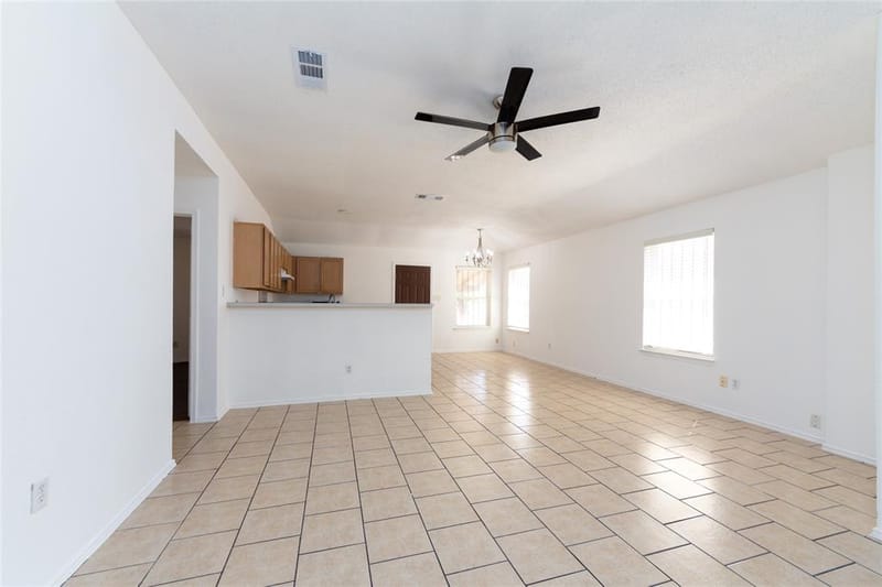 2428 Summit Lane, Dallas TX 75227 - Photo 2