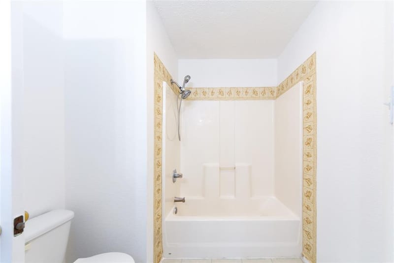 2428 Summit Lane, Dallas TX 75227 - Photo 9