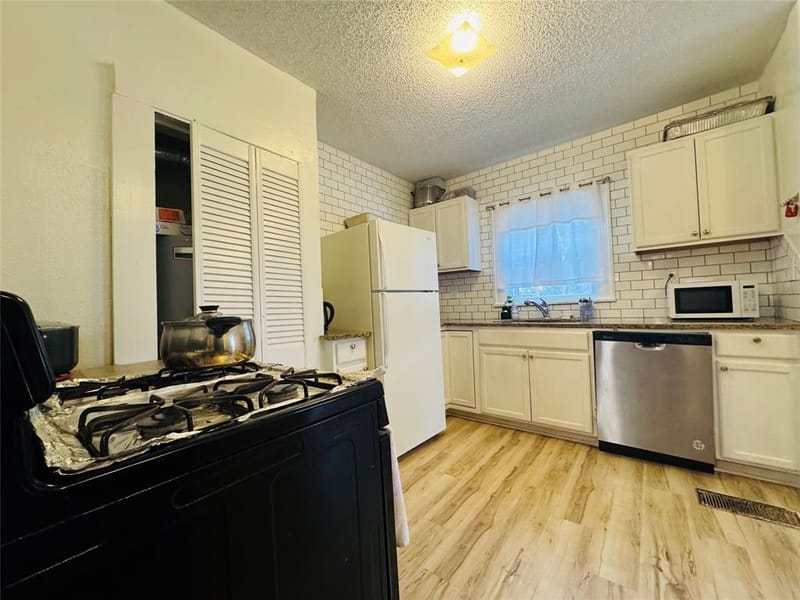 3123 Trice Avenue, Waco TX 76707 - Photo 10