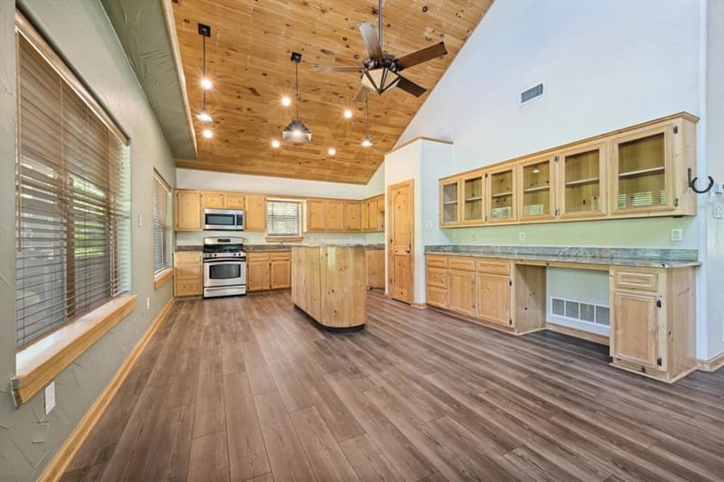 2396 Riverside Drive, Denton TX 76208 - Photo 9