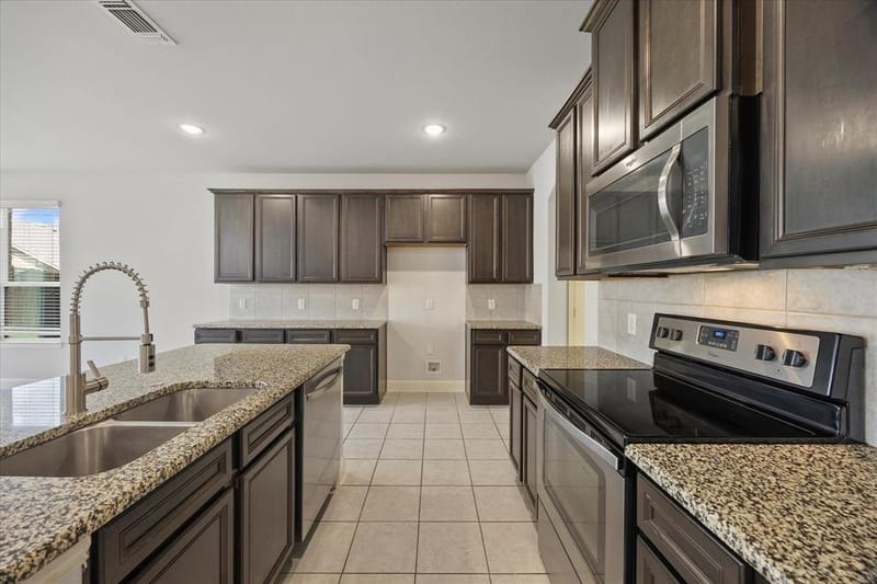 1209 Templin Avenue, Forney TX 75126 - Photo 9
