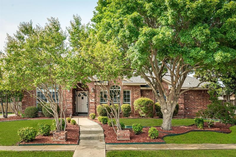 420 Brookwood Drive, Murphy TX 75094 - Photo 2