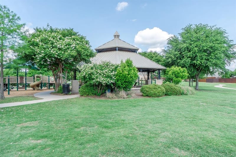 420 Brookwood Drive, Murphy TX 75094 - Photo 31
