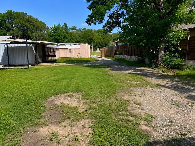 3229 Hiawatha Trail, Lake Worth TX 76135 - Photo 4