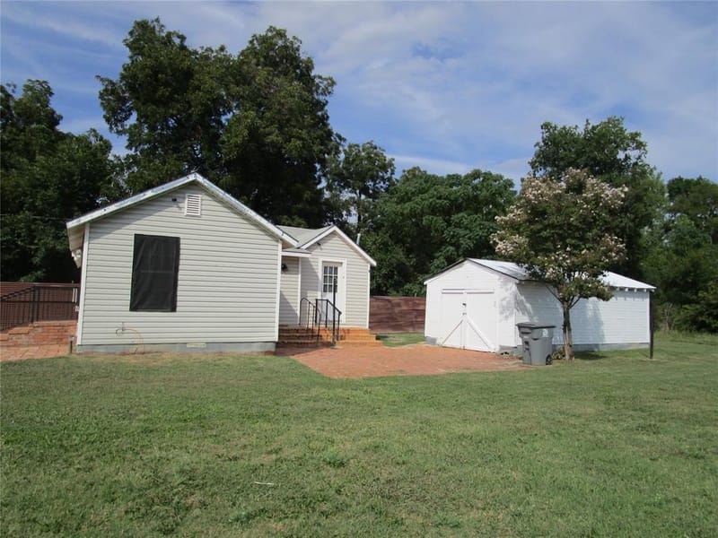 3718 N Westmoreland Road, Dallas TX 75212 - Photo 3