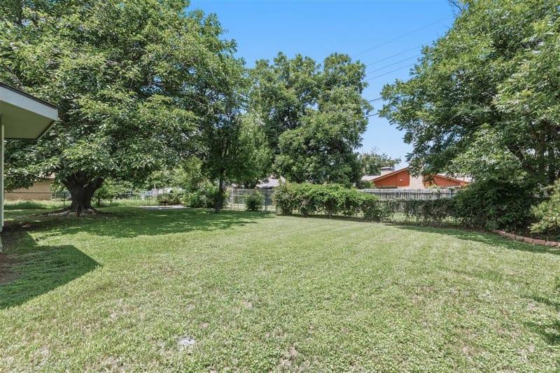 2403 Monticello Street, Brownwood TX 76801 - Photo 27