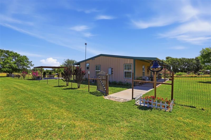 5770 W Highway 199, Springtown TX 76082 - Photo 5