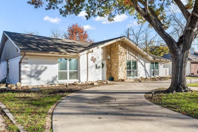 1706 Esquire Place, Grand Prairie TX 75050 - Photo 2