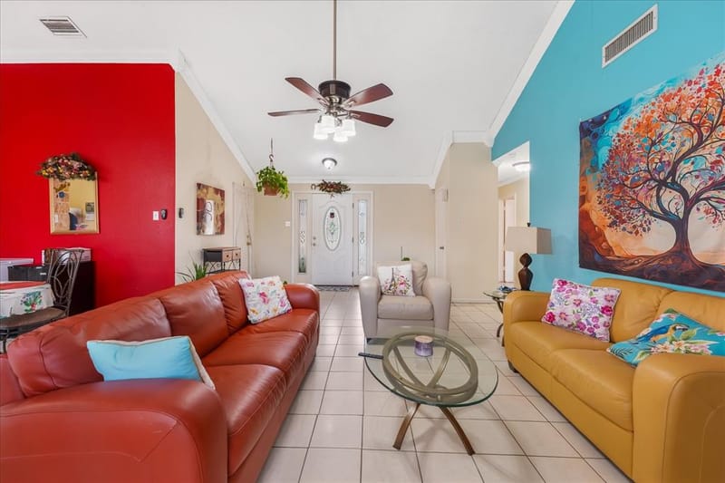 3030 Meadow Creek Court, Grand Prairie TX 75052 - Photo 7