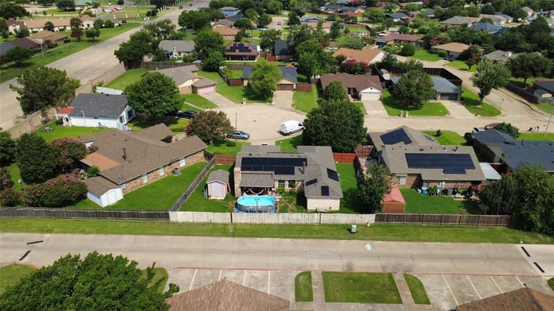 3030 Meadow Creek Court, Grand Prairie TX 75052 - Photo 24