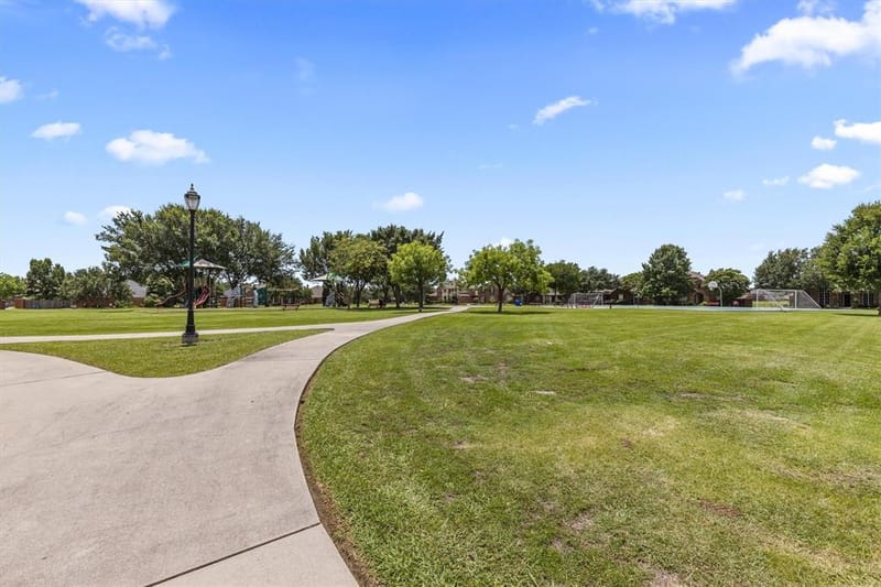 7201 Armstrong Lane, Rowlett TX 75089 - Photo 32