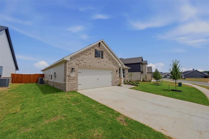 1201 Colca Drive, Springtown TX 76082 - Photo 4