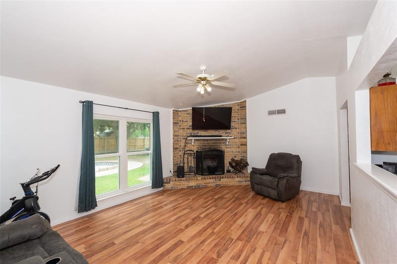 6700 Sunnybank Drive, Fort Worth TX 76137 - Photo 10