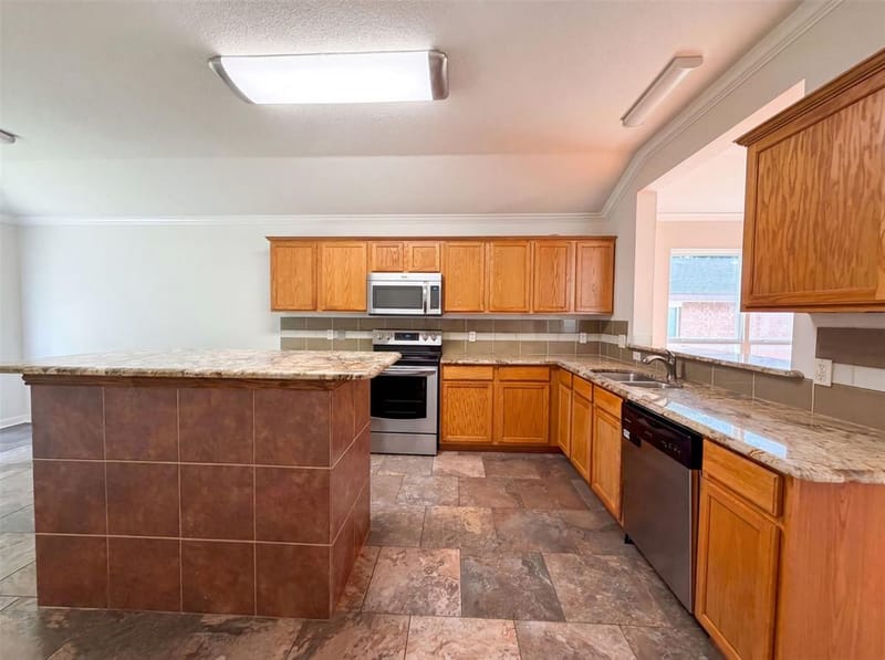 2324 Glenhaven Drive, McKinney TX 75071 - Photo 2