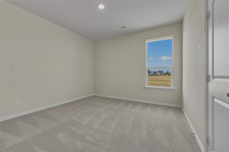 901 Silverleaf Drive, Ennis TX 75119 - Photo 19