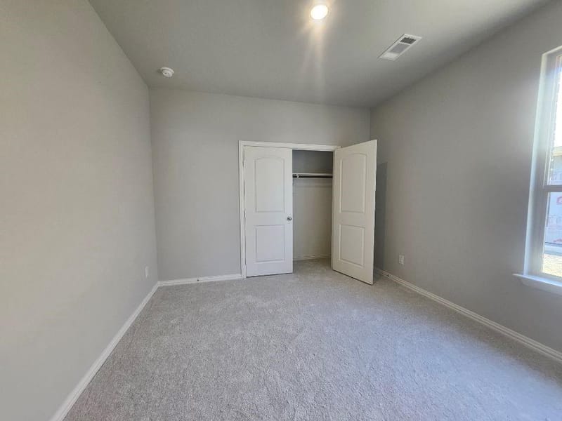 813 Silverleaf Drive, Ennis TX 75119 - Photo 9