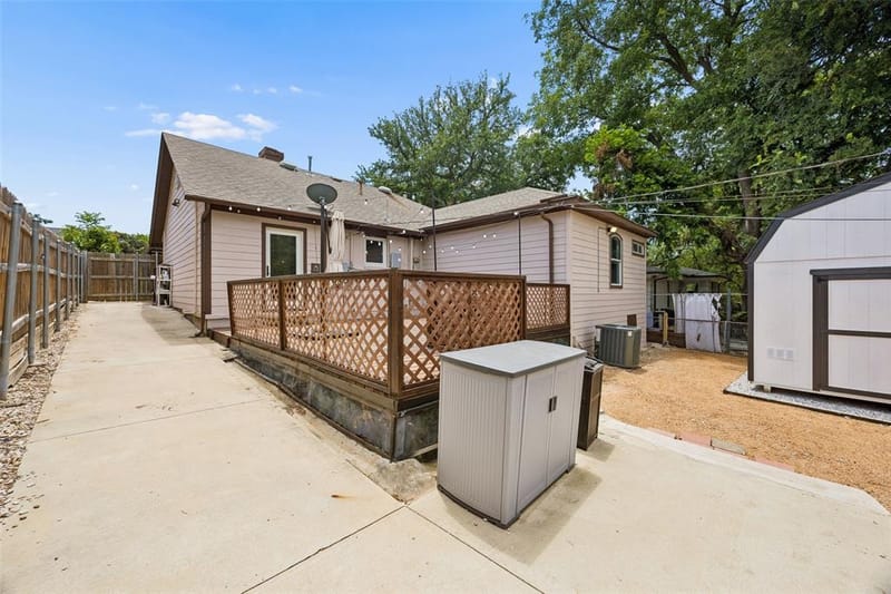 3411 Gibsondell Avenue, Dallas TX 75211 - Photo 26