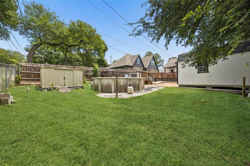 3411 Gibsondell Avenue, Dallas TX 75211 - Photo 29