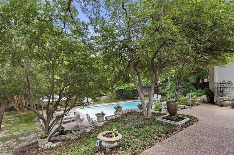 2209 Canterbury Drive, Westover Hills TX 76107 - Photo 36