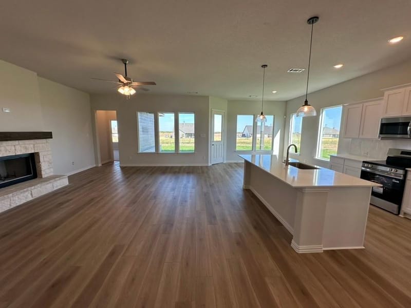 182 Sunny Side Road, Valley View TX 76272 - Photo 6