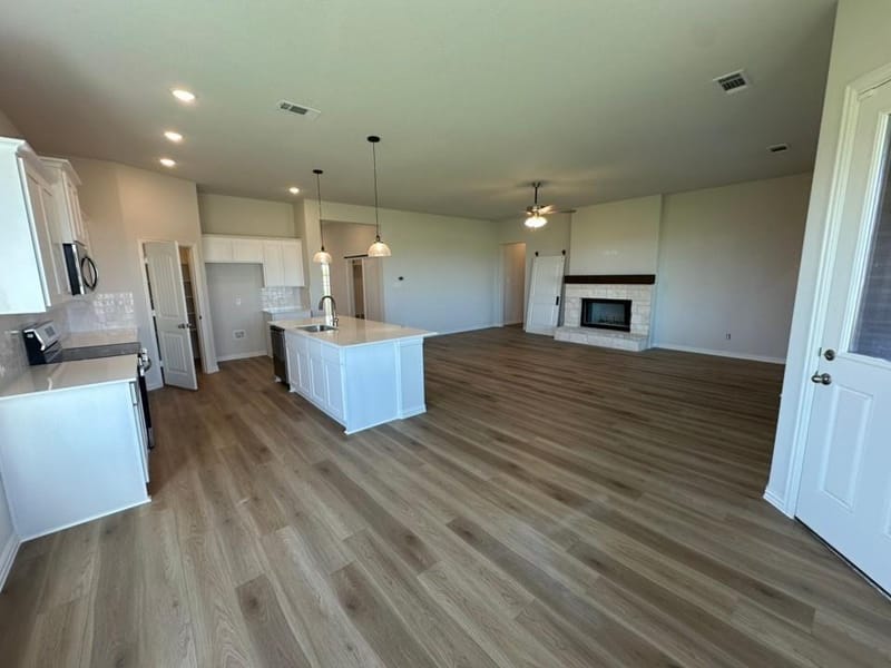 182 Sunny Side Road, Valley View TX 76272 - Photo 9