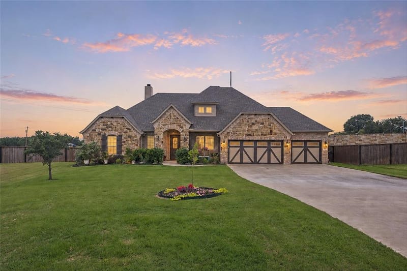 104 Lagrange Court, Weatherford TX 76088 - Photo 3