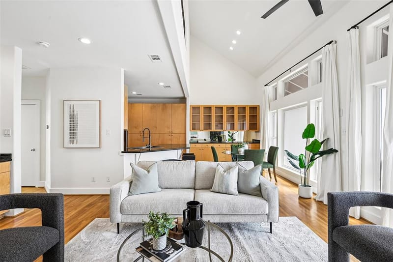 3524 Cedarplaza Lane, Dallas TX 75209