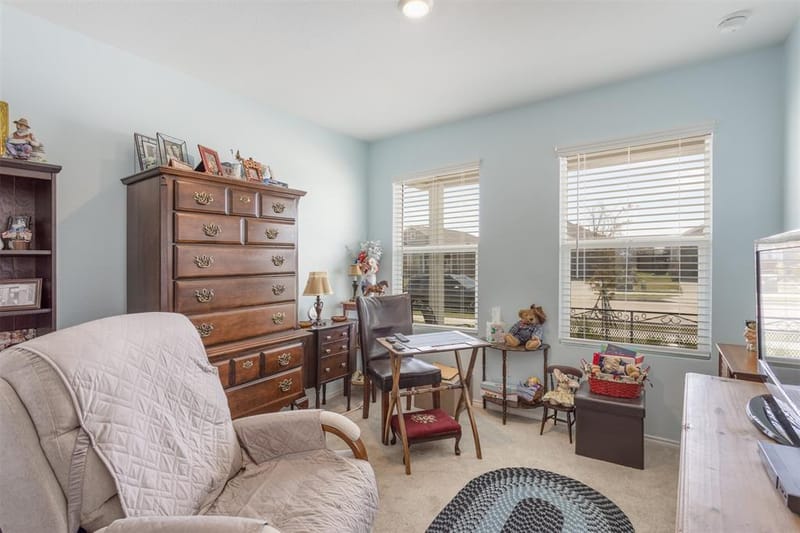 322 Ashbrook Way, Princeton TX 75407 - Photo 5