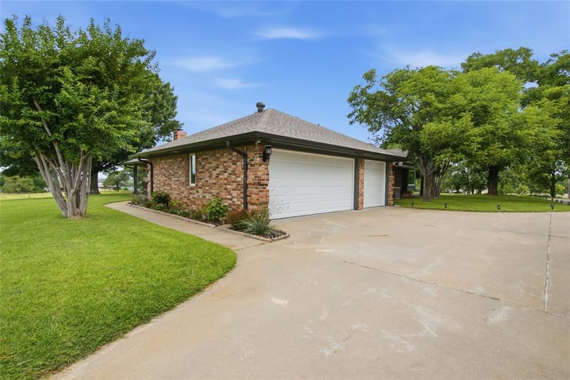 152 Fox Road, Weatherford TX 76088 - Photo 6
