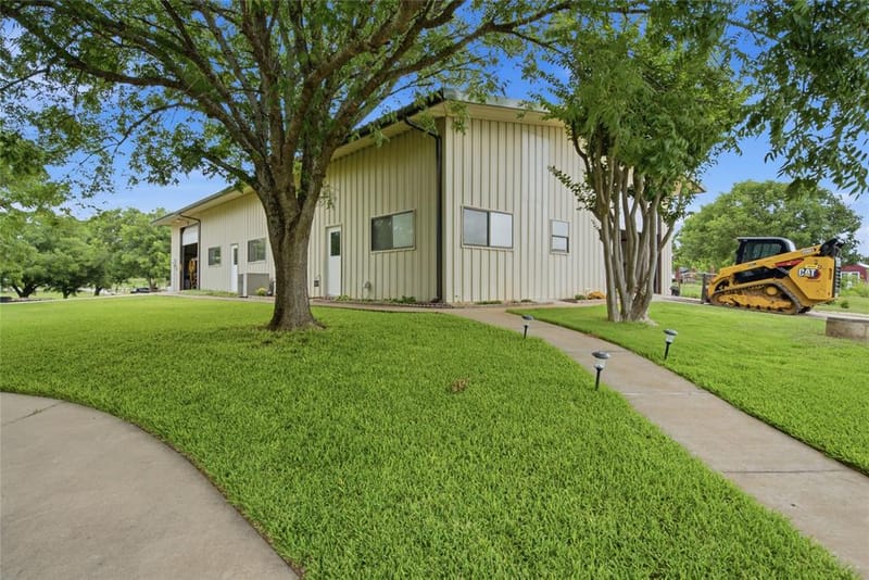 152 Fox Road, Weatherford TX 76088 - Photo 10