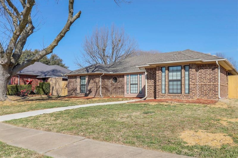 7701 Cornell Drive, Rowlett TX 75088 - Photo 2