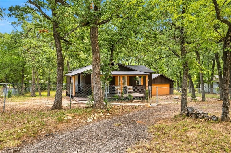 417 Shady Trail, Tool TX 75143 - Photo 3