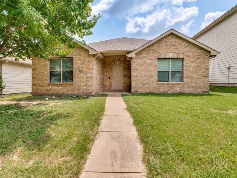 7832 Kansas Avenue, Dallas TX 75241 - Photo 2
