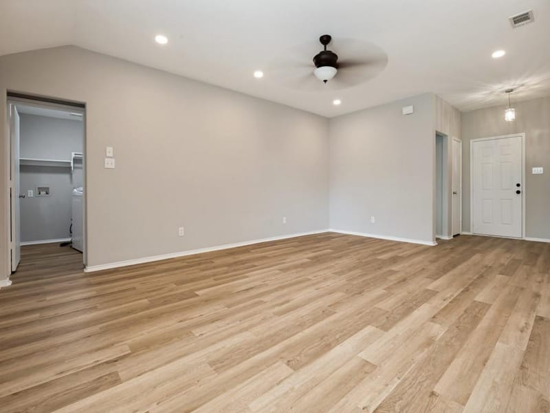 7832 Kansas Avenue, Dallas TX 75241 - Photo 6