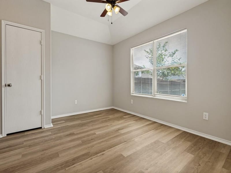7832 Kansas Avenue, Dallas TX 75241 - Photo 14