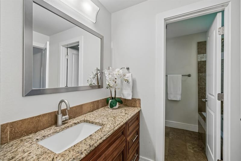 7635 Tanglecrest Drive, Dallas TX 75254 - Photo 25