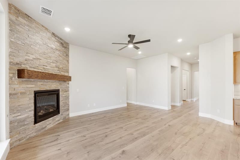 985 Imperial Eagle Road, Alvarado TX 76009 - Photo 7