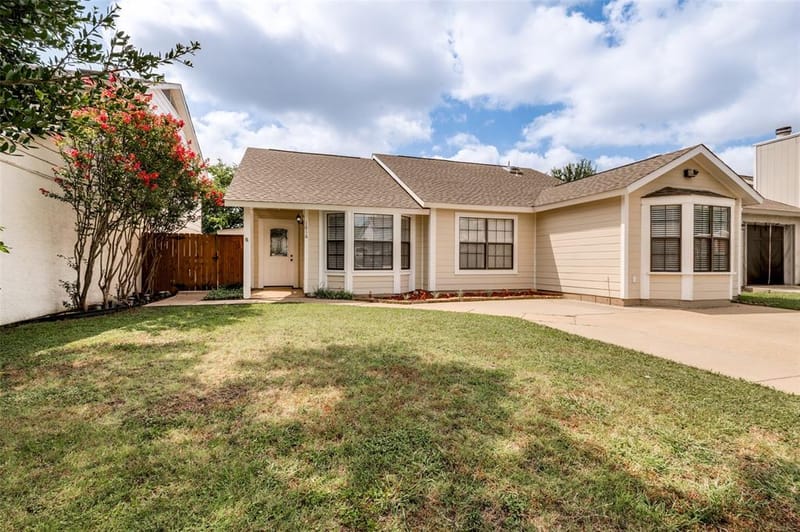 1616 Wickford Drive, Arlington TX 76018 - Photo 3