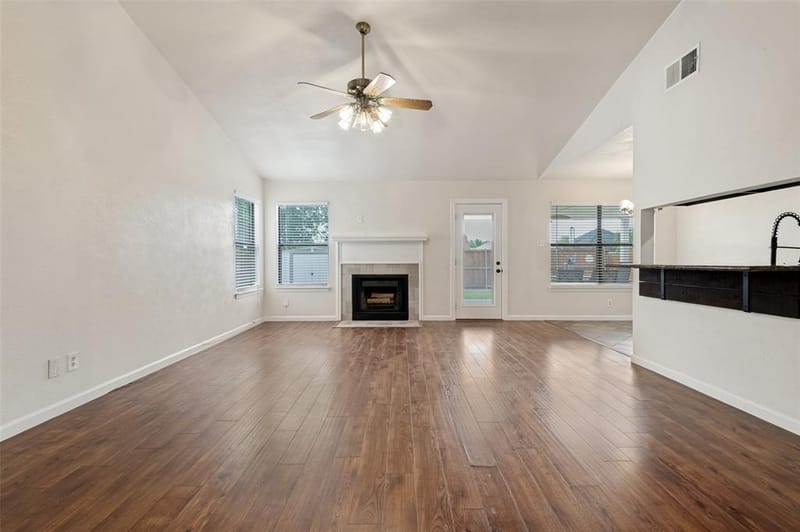 1616 Wickford Drive, Arlington TX 76018 - Photo 9