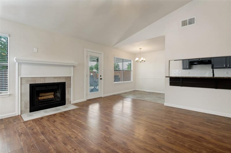 1616 Wickford Drive, Arlington TX 76018 - Photo 10