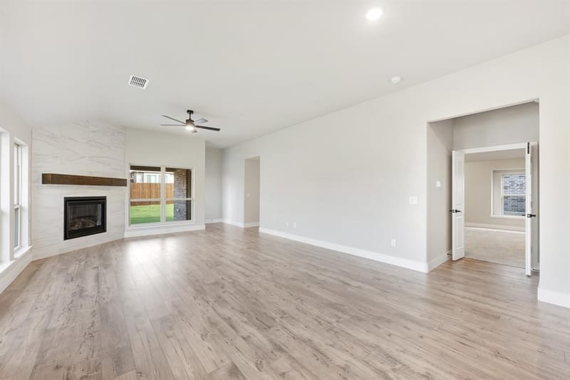 1005 Snowy Owl Drive, Alvarado TX 76009 - Photo 16
