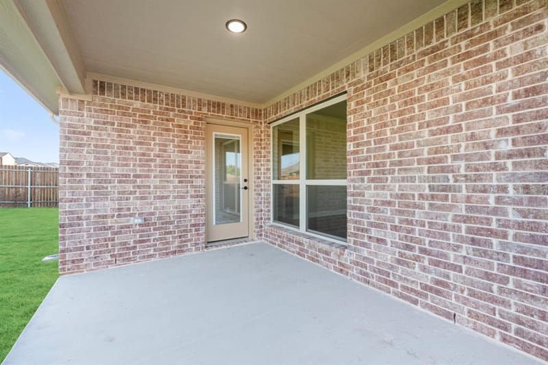 1005 Snowy Owl Drive, Alvarado TX 76009 - Photo 28