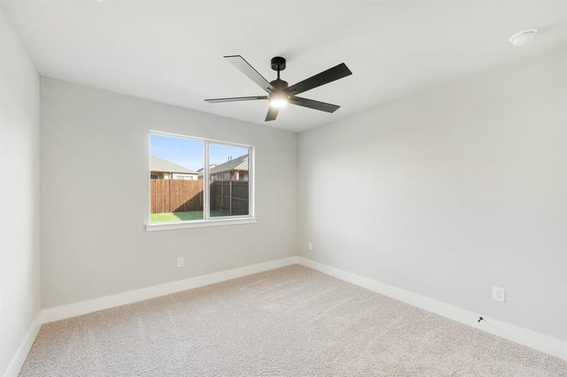 1005 Snowy Owl Drive, Alvarado TX 76009 - Photo 20