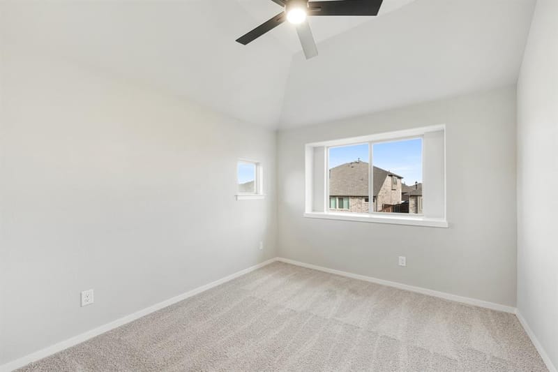 1005 Snowy Owl Drive, Alvarado TX 76009 - Photo 31