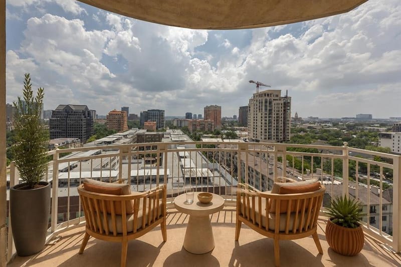 3225 Turtle Creek Boulevard # 1422, Dallas TX 75219 - Photo 5
